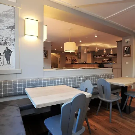 Hotiday Centro Hotel 3*